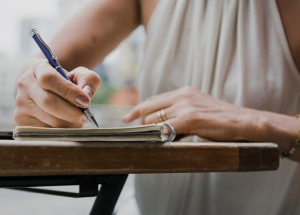 scrisul in jurnal ajuta adultii cu adhd