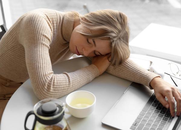 oboseala cronica ce este si cum se manifesta