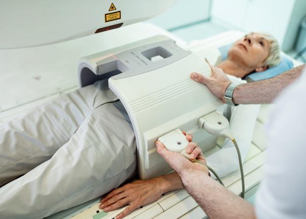 radioterapia cancer tratamentul trimodal bogdan parliteanu tratament chirurgical radioterapia cancer tratamentul trimodal bogdan parliteanu tratament chirurgical