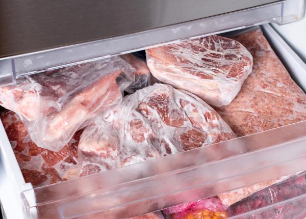 cinci greseli comune cand gatesti carne congelata