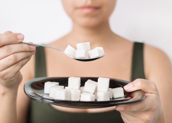 cinci semne ca mananci prea mult zahar