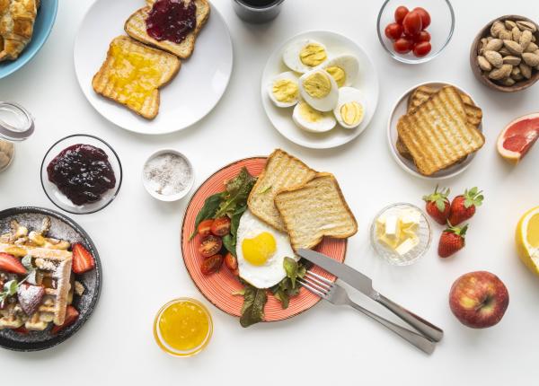 alimentul care nu trebuie consumat la micul dejun bananele