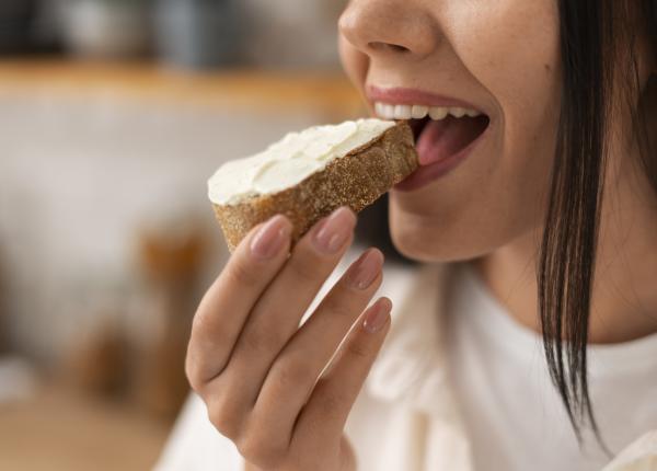 cata paine trebuie sa mancam de fapt doru negru