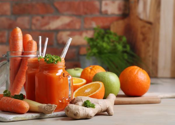 dieta cu sucuri riscuri si beneficii cand ar trebui