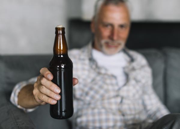 alcoolul principala cauza de ciroza in romania cat alcool ar trebui sa bem pe zi dr anca trifan e foarte putin pentru romanul de rand