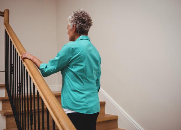 semnul dementei care poate fi observat cand urci scarile