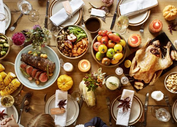 combinatiile alimentare nocive de pe masa de revelion anca hancu provoaca indigestie