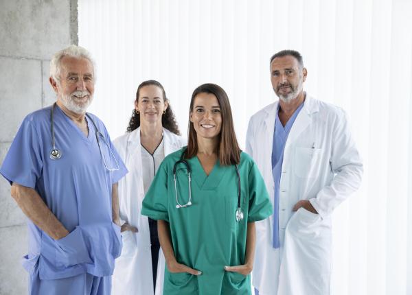 avem nevoie de medici in sistemul medical public din bucuresti sunt aproximativ 900 de posturi de medici vacante