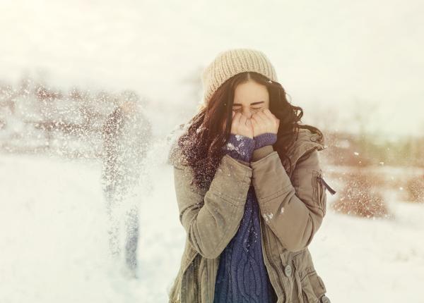 cum sa iti mentii mainile si picioarele calde