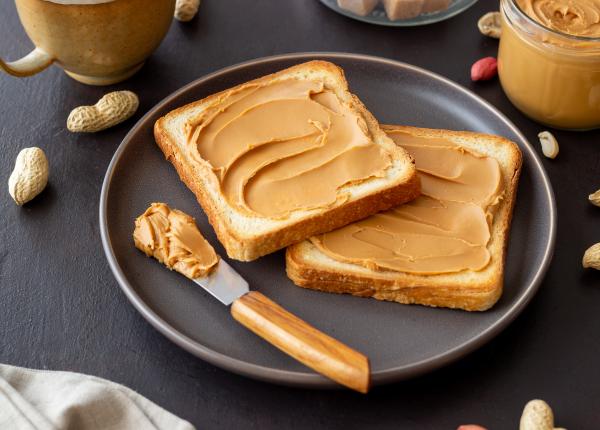 7 utilitati neobisnuite pentru untul de arahide