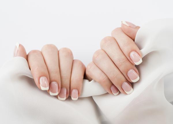 ce inseamna daca ai dungi pe unghii sau sunt moi ce inseamna daca ai dungi pe unghii sau sunt moi