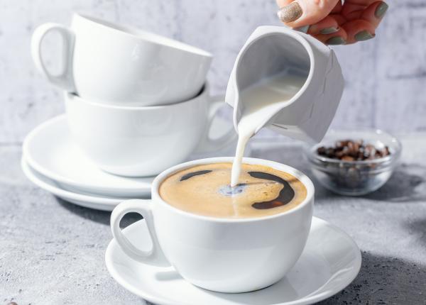 de ce sa iti pui macar un strop de lapte in cafea motivul