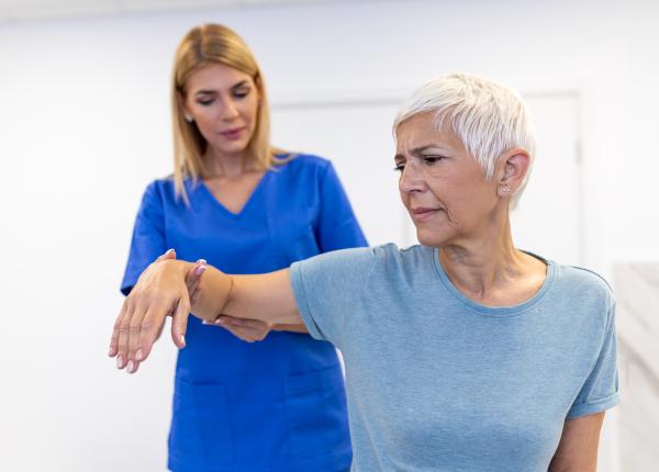 neuropatia periferica amorteala sau paralizia mainilor si a picioarelor