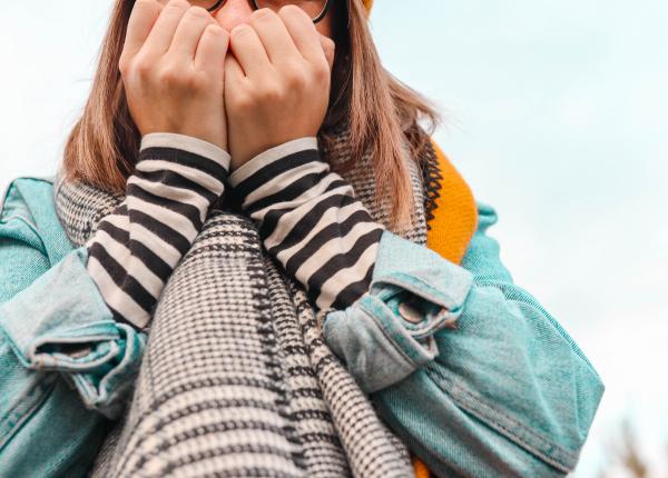 mainile reci semn al unei afectiuni grave