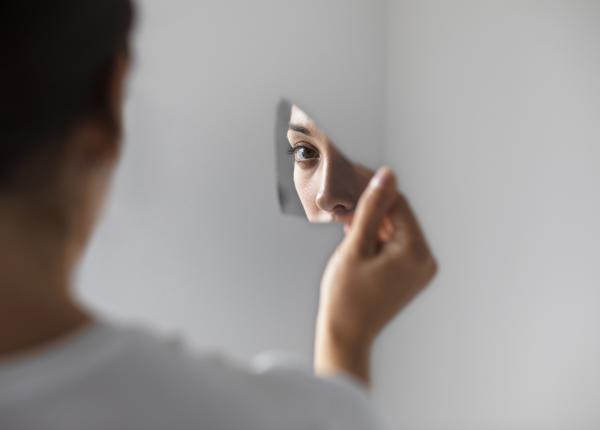 narcisismul tot ce trebuie sa stii cum iti dai seama cand o persoana este narcisista