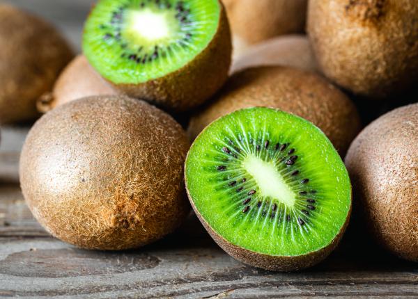 kiwi coaja kiwi farmacist burete de bucatarie prosop umed