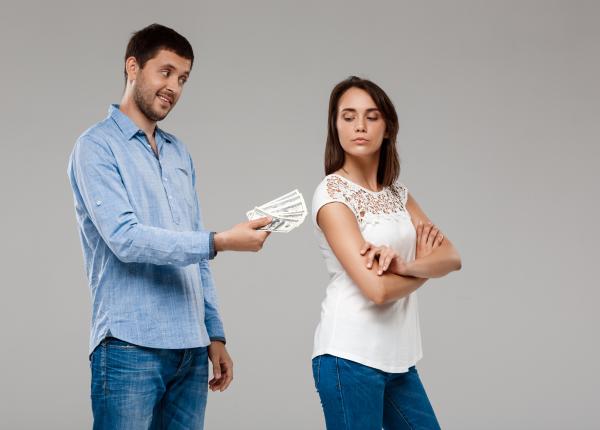 barbatii intimidati de femeile care castiga mai mult sau au succes g sp r gy rgy