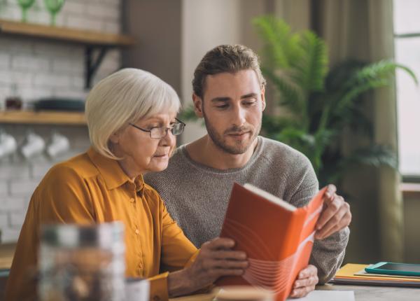 cum convingi o ruda sa accepte sa mearga la neurolog dementa