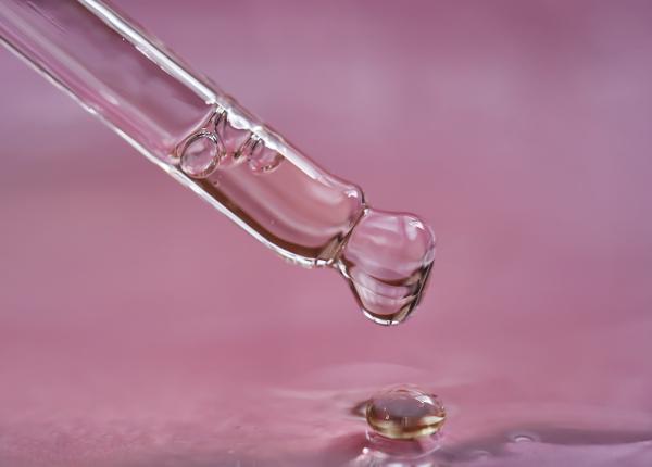 retinolul 7 motive sa incepi sa il folosesti inchide porii si reduce ridurile