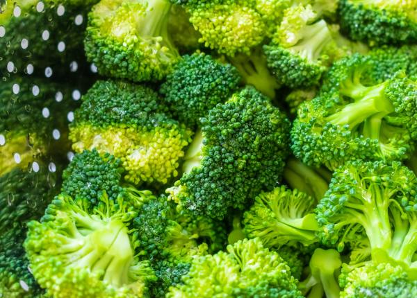 de ce sa mananci broccoli crud 7 motive care te vor surprinde