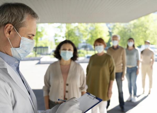 arpim orasul oamenilor parasiti peste 110 000 de pacienti uitati de autoritati asteapta sa le fie salvata viata