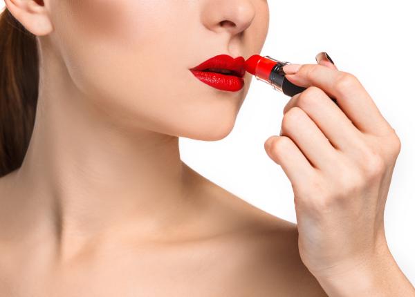 de ce ar trebui sa folosesti ruj rosu