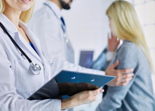 cand sa mergi la medicul de familie si cand sa mergi la cel din ambulatoriu cnas precizari cand sa mergi la medicul de familie si cand sa mergi la cel din ambulatoriu cnas precizari