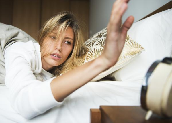 10 moduri in care iti sabotezi singur somnul ce sa faci pentru a dormi mai bine 10 moduri in care iti sabotezi singur somnul ce sa faci pentru a dormi mai bine