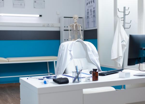 cate localitati din tara nu au medic de familie