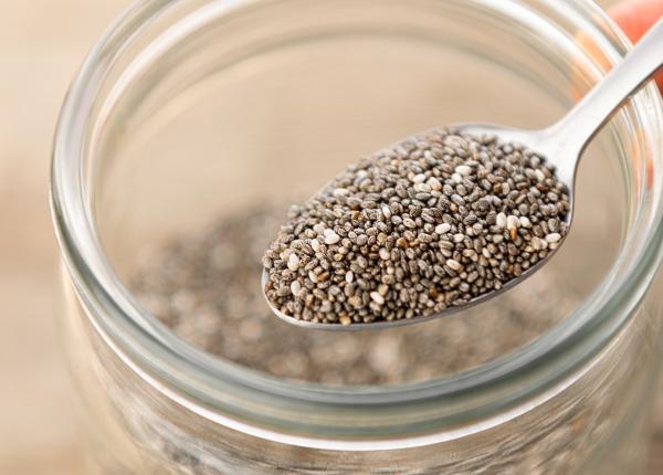 semintele chia o comoara nutritionala o singura portie poate reduce colesterolul si sustine sanatatea inimii