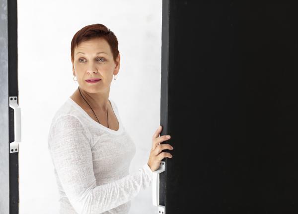 unde e locul soacrei radu leca