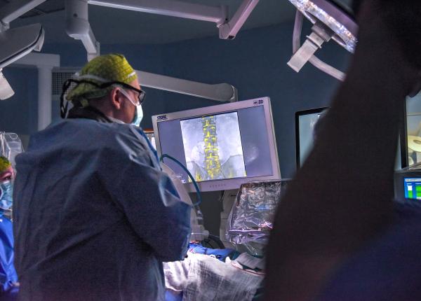 inteligenta artificiala utilizata in chirurgia cardiovasculara minim invaziva in premiera pentru romania