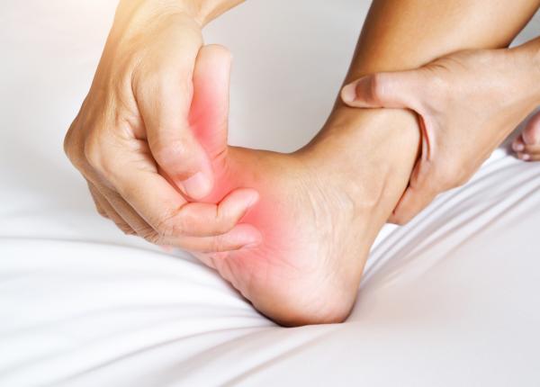 persoanele care sunt expuse riscului de a dezvolta cangrena ce presupun tratamentul si preventia