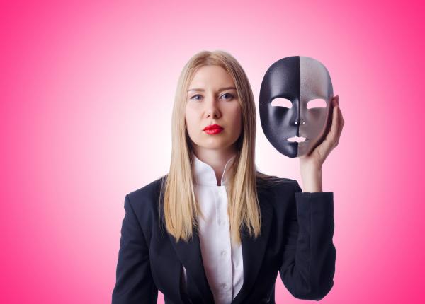 minciuna tulburare psihica radu leca