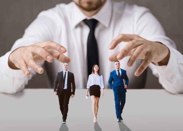 ce boala se ascunde in spatele maniei controlului