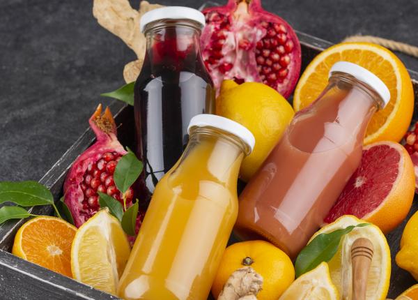 sucurile naturale vs fructe intregi