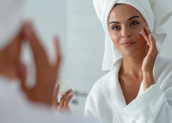 cum trebuie sa iti ingrijesti tenul in functie de varsta cum trebuie sa iti ingrijesti tenul in functie de varsta