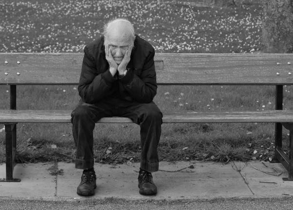 de ce persoanele cu dementa se tem de singuratate