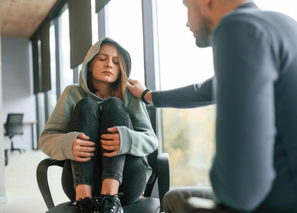 5 lucruri pe care sa nu le spui niciodata unei persoane care trece prin depresie anxietate atacuri de panica 5 lucruri pe care sa nu le spui niciodata unei persoane care trece prin depresie anxietate atacuri de panica