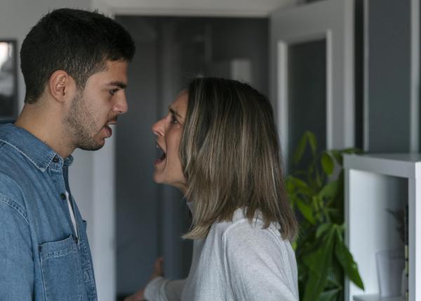 cum se simte teroarea in cuplu si de cate tipuri este radu leca te simti ingrozitor e diabolic