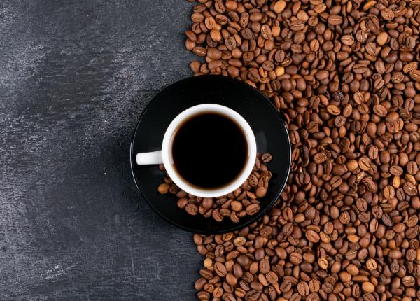 cum genetica poate determina beneficiile si riscurile cafelei asupra sanatatii