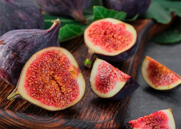 smochine insecte fruct floare