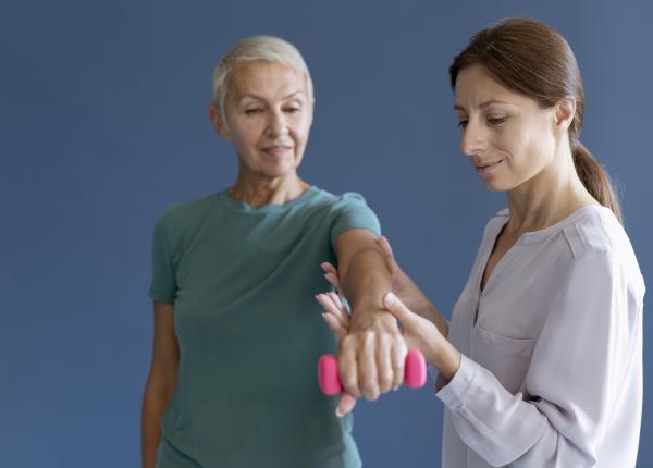 efectele pozitive ale exercitiilor fizice asupra neuropatiei periferice induse de chimioterapie