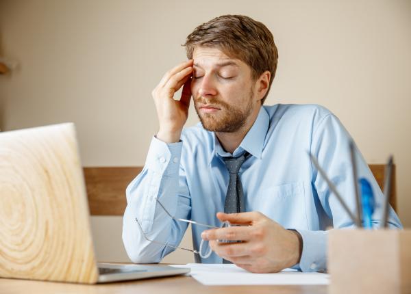 simptomele epuizarii emotionale si cum sa le gestionezi eficient