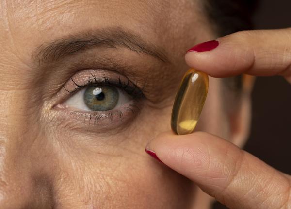 vitamine esentiale pentru sanatatea ochilor cum sa iti protejezi vederea prin dieta si suplimente