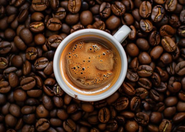 cata cafea poti sa bei zilnic consumul cronic de cofeina si riscul bolilor cardiovasculare