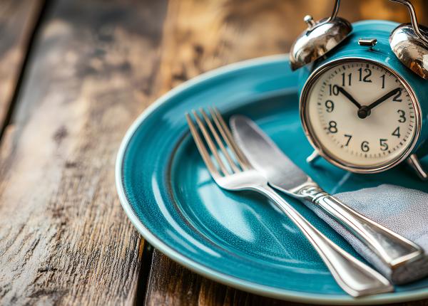 cum functioneaza postul intermitent si cine ar trebui sa il evite