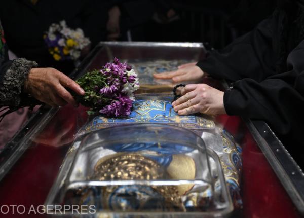 moarte sfanta parascheva iasi pupat moaste moarte sfanta parascheva iasi pupat moaste