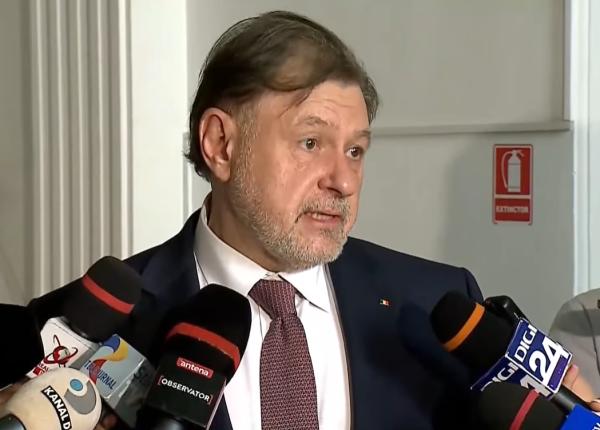 alexandru rafila cred foarte mult in educatia pentru sanatate ne da o populatie mai sanatoasa si o sustenabilitate a sistemului sanitar