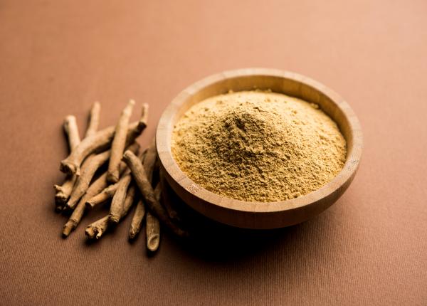 ashwagandha planta care iti da putere te scapa de stres si te ajuta sa dormi efectele ei sunt incredibile